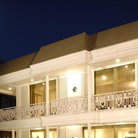 Diplomat, Chanakyapuri New Delhi- A Boutique Hotel Zewnętrze zdjęcie