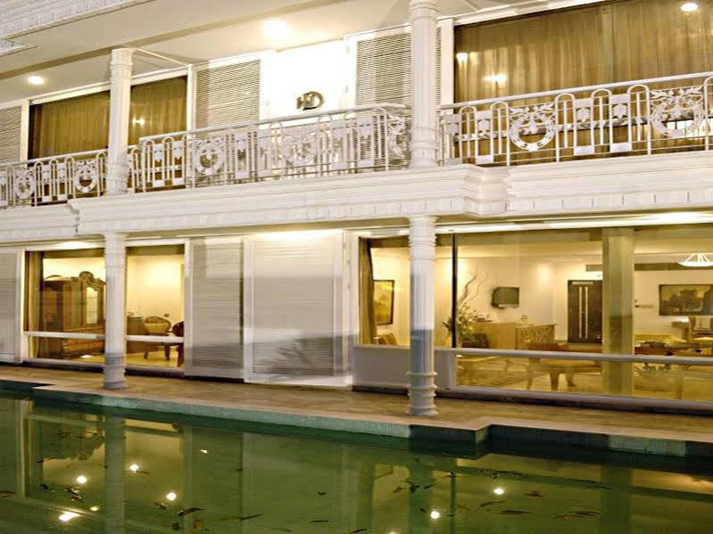 Diplomat, Chanakyapuri New Delhi- A Boutique Hotel Zewnętrze zdjęcie