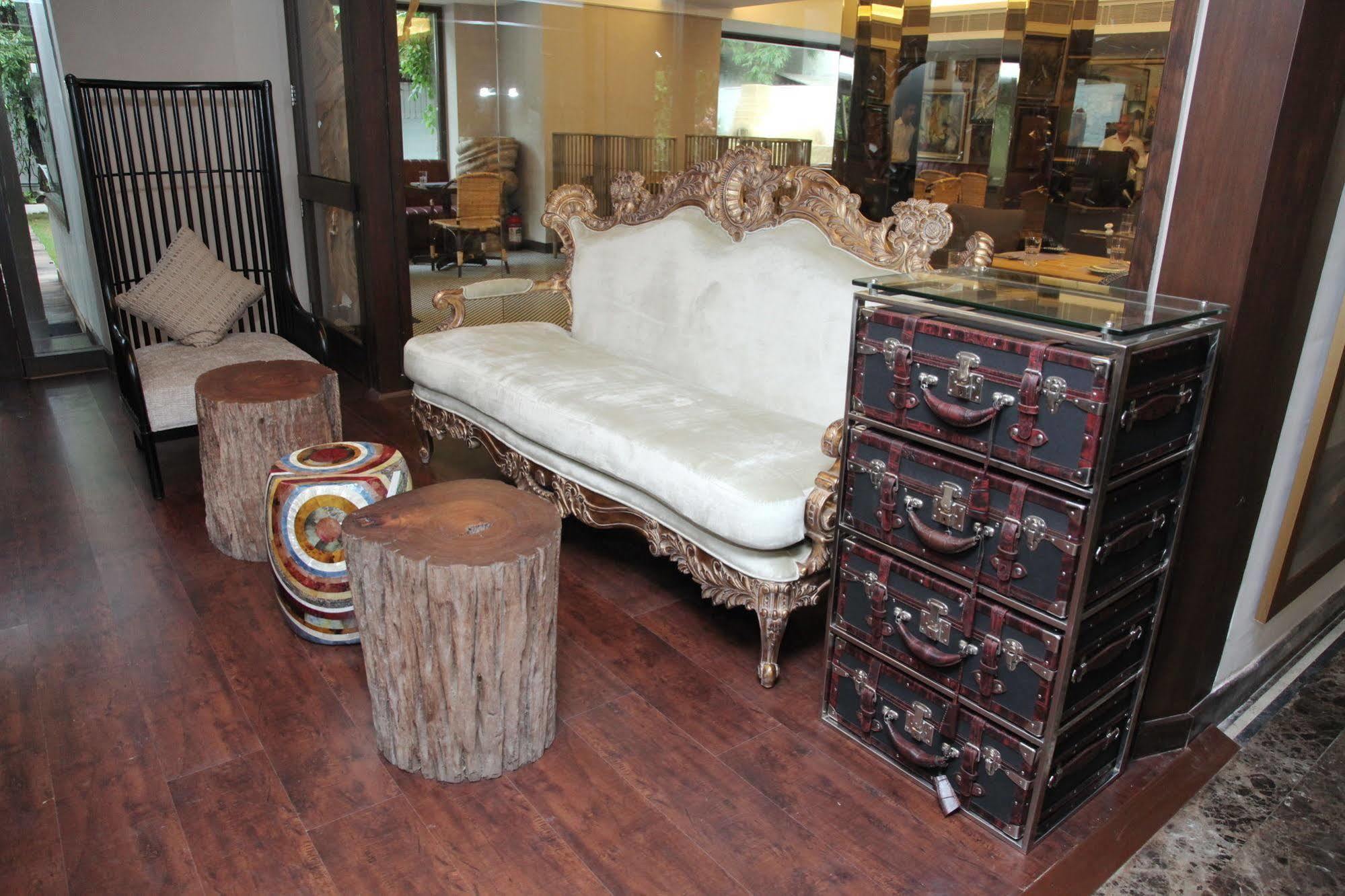 Diplomat, Chanakyapuri New Delhi- A Boutique Hotel Zewnętrze zdjęcie