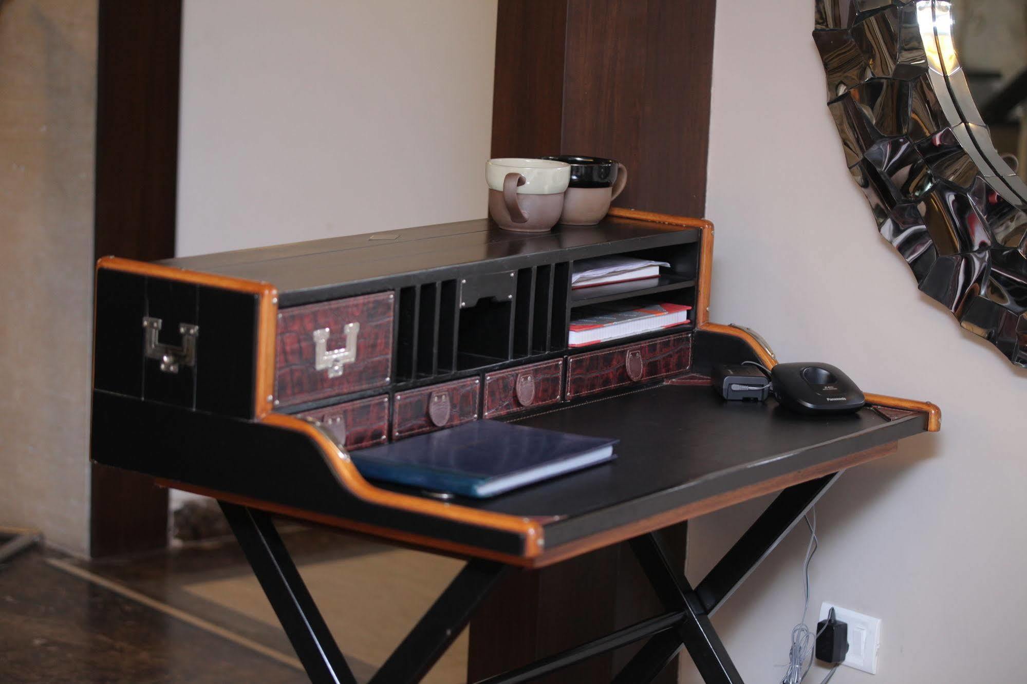 Diplomat, Chanakyapuri New Delhi- A Boutique Hotel Zewnętrze zdjęcie