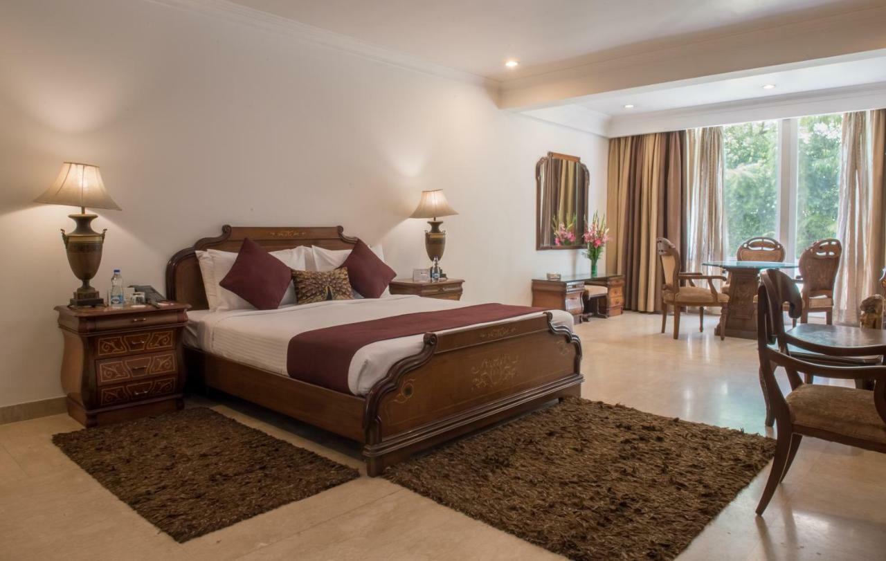 Diplomat, Chanakyapuri New Delhi- A Boutique Hotel Zewnętrze zdjęcie