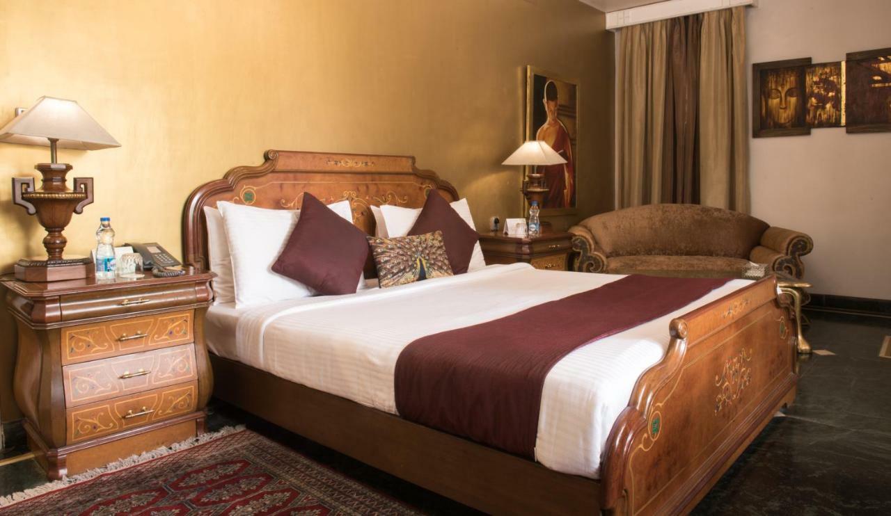 Diplomat, Chanakyapuri New Delhi- A Boutique Hotel Zewnętrze zdjęcie